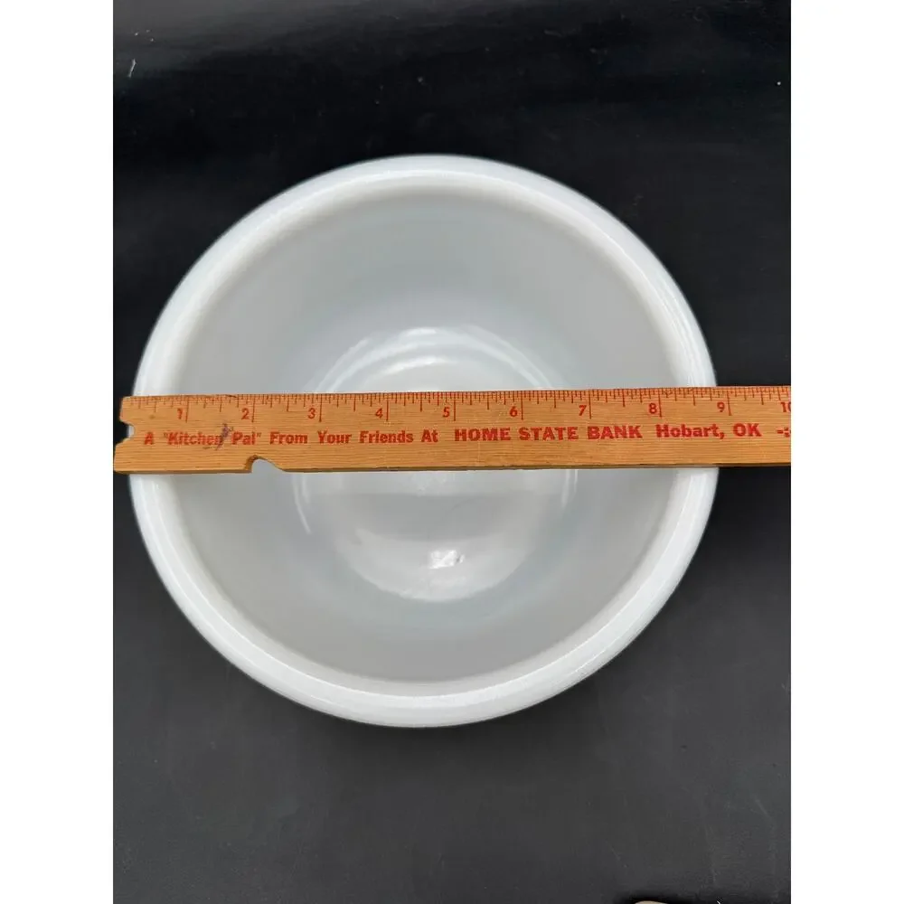 Vintage Milk Glass Ribbed Mixing Bowl 9 Inch